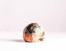Load image into Gallery viewer, Mini Collectible Skull - Marbled - 114
