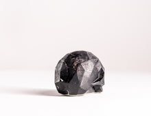 Load image into Gallery viewer, Mini Collectible Skull - Marbled - 143