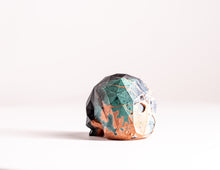 Load image into Gallery viewer, Mini Collectible Skull - Marbled - 158