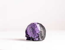 Load image into Gallery viewer, Mini Collectible Skull - Marbled - 159