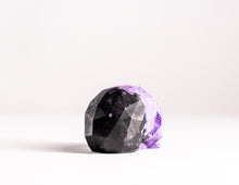 Load image into Gallery viewer, Mini Collectible Skull - Marbled - 33