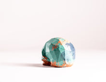 Load image into Gallery viewer, Mini Collectible Skull - Marbled - 35