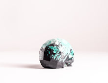 Load image into Gallery viewer, Mini Collectible Skull - Marbled - 39