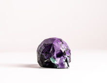 Load image into Gallery viewer, Mini Collectible Skull - Marbled - 70