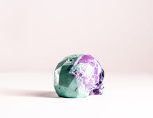 Load image into Gallery viewer, Mini Collectible Skull - Marbled - 84