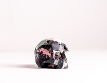 Load image into Gallery viewer, Mini Collectible Skull - Marbled - 97