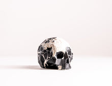 Load image into Gallery viewer, Mini Collectible Skull - Marbled - 05