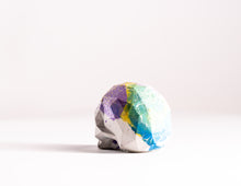 Load image into Gallery viewer, Mini Collectible Skull - Marbled -18