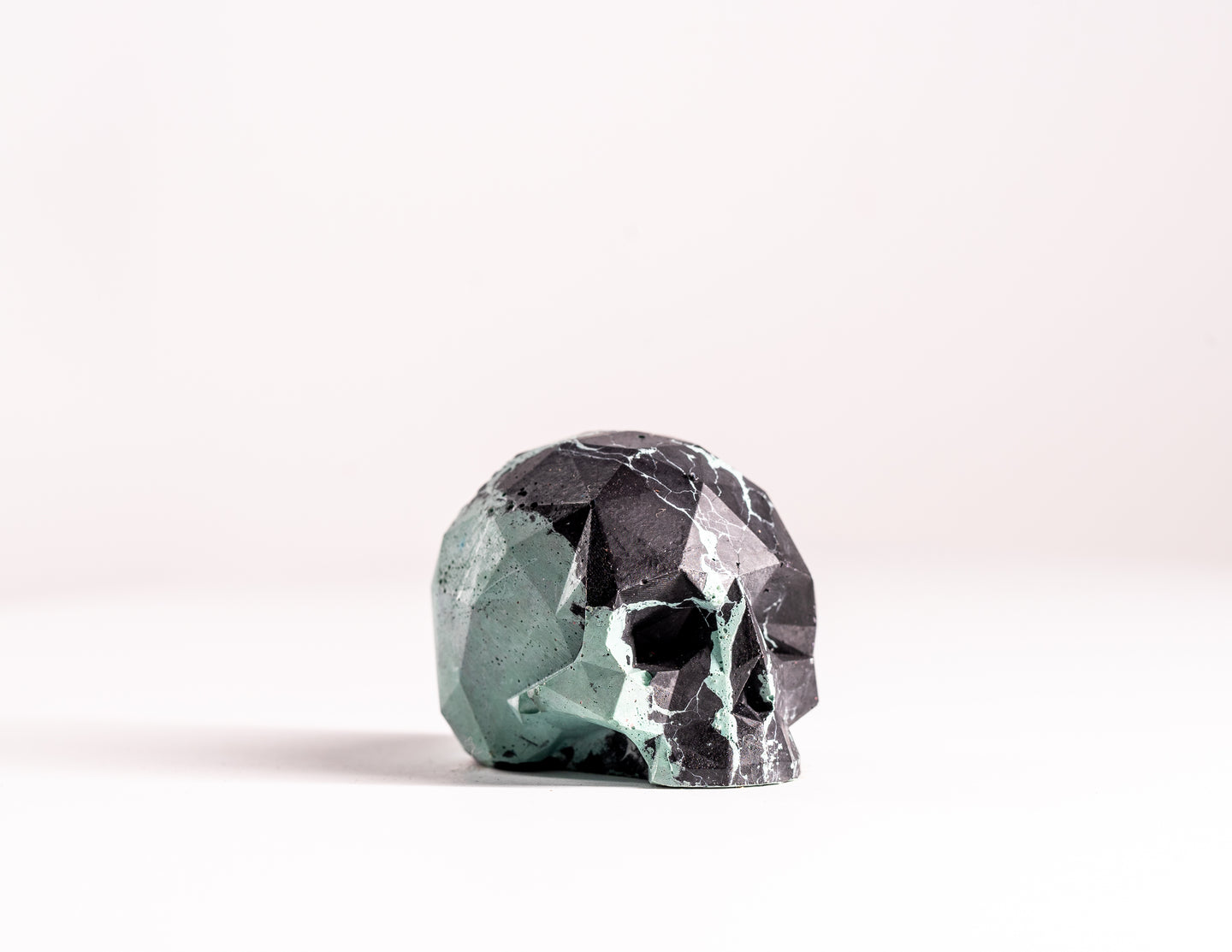 Mini Collectible Skull - Marbled - 108