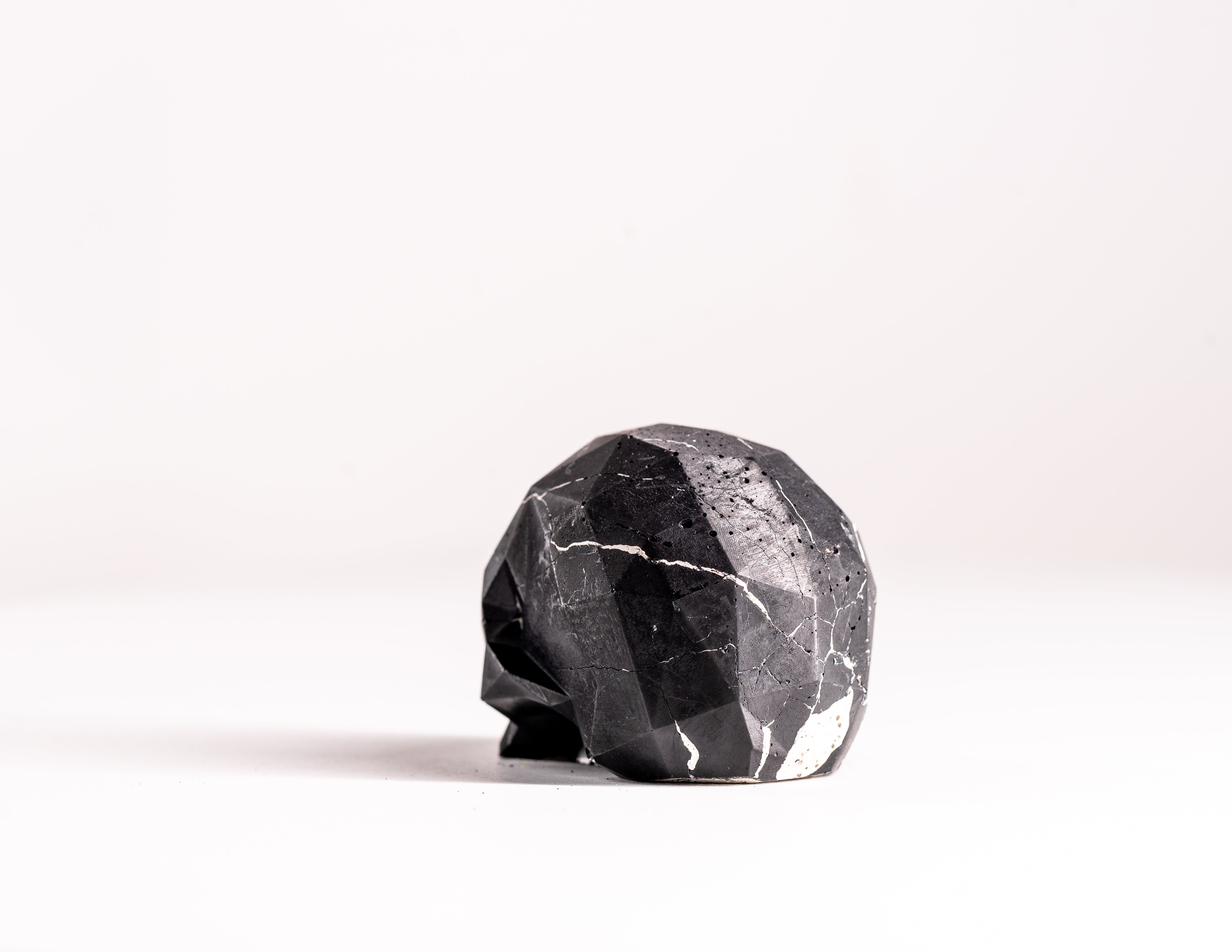 Mini Collectible Skull - Marbled - 110