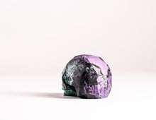 Load image into Gallery viewer, Mini Collectible Skull - Marbled - 113
