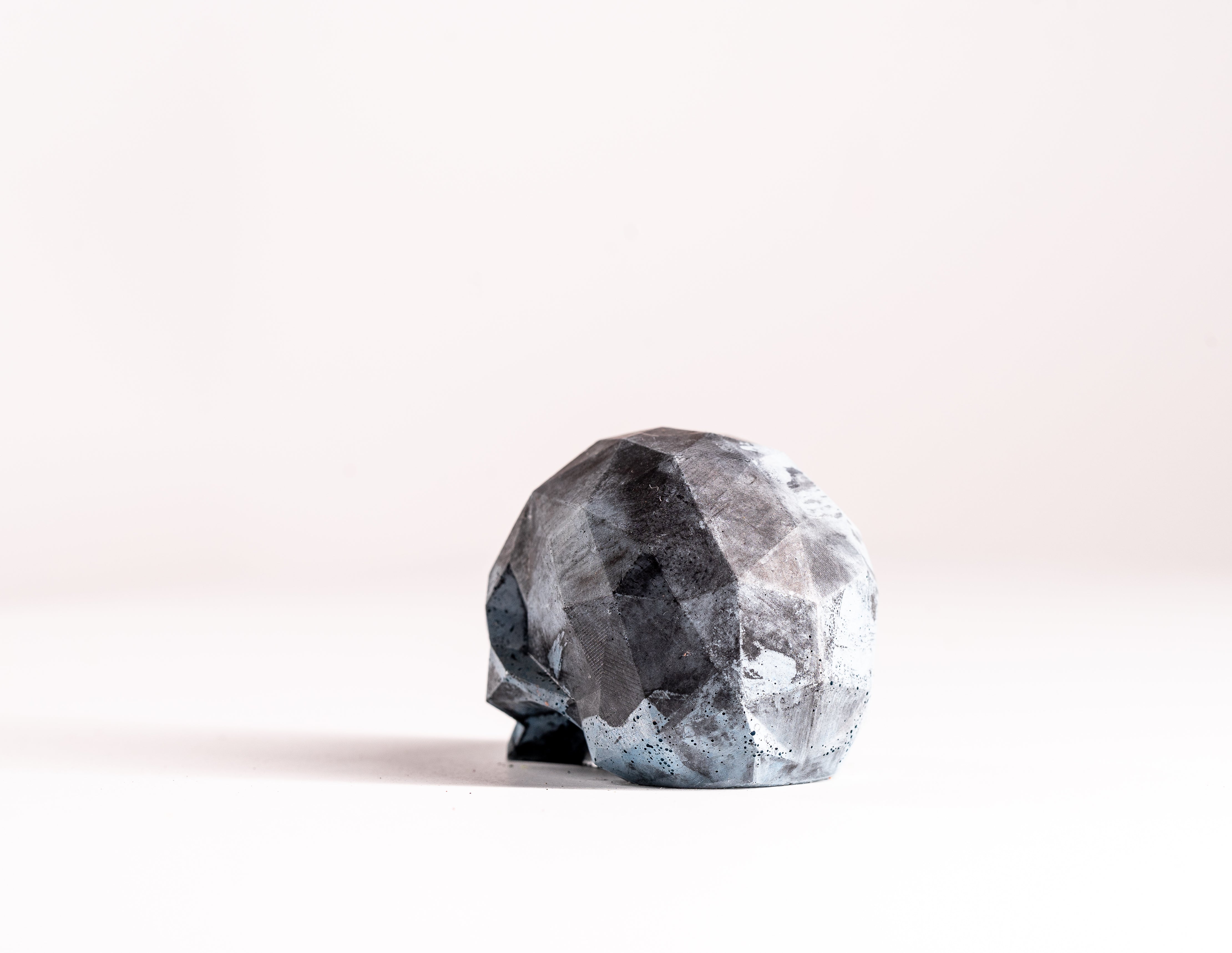 Mini Collectible Skull - Marbled - 120