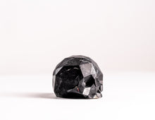 Load image into Gallery viewer, Mini Collectible Skull - Marbled - 121
