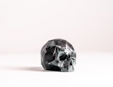 Load image into Gallery viewer, Mini Collectible Skull - Marbled - 123
