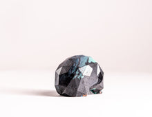Load image into Gallery viewer, Mini Collectible Skull - Marbled - 139
