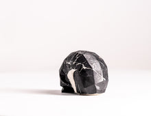 Load image into Gallery viewer, Mini Collectible Skull - Marbled - 143
