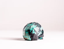 Load image into Gallery viewer, Mini Collectible Skull - Marbled - 54
