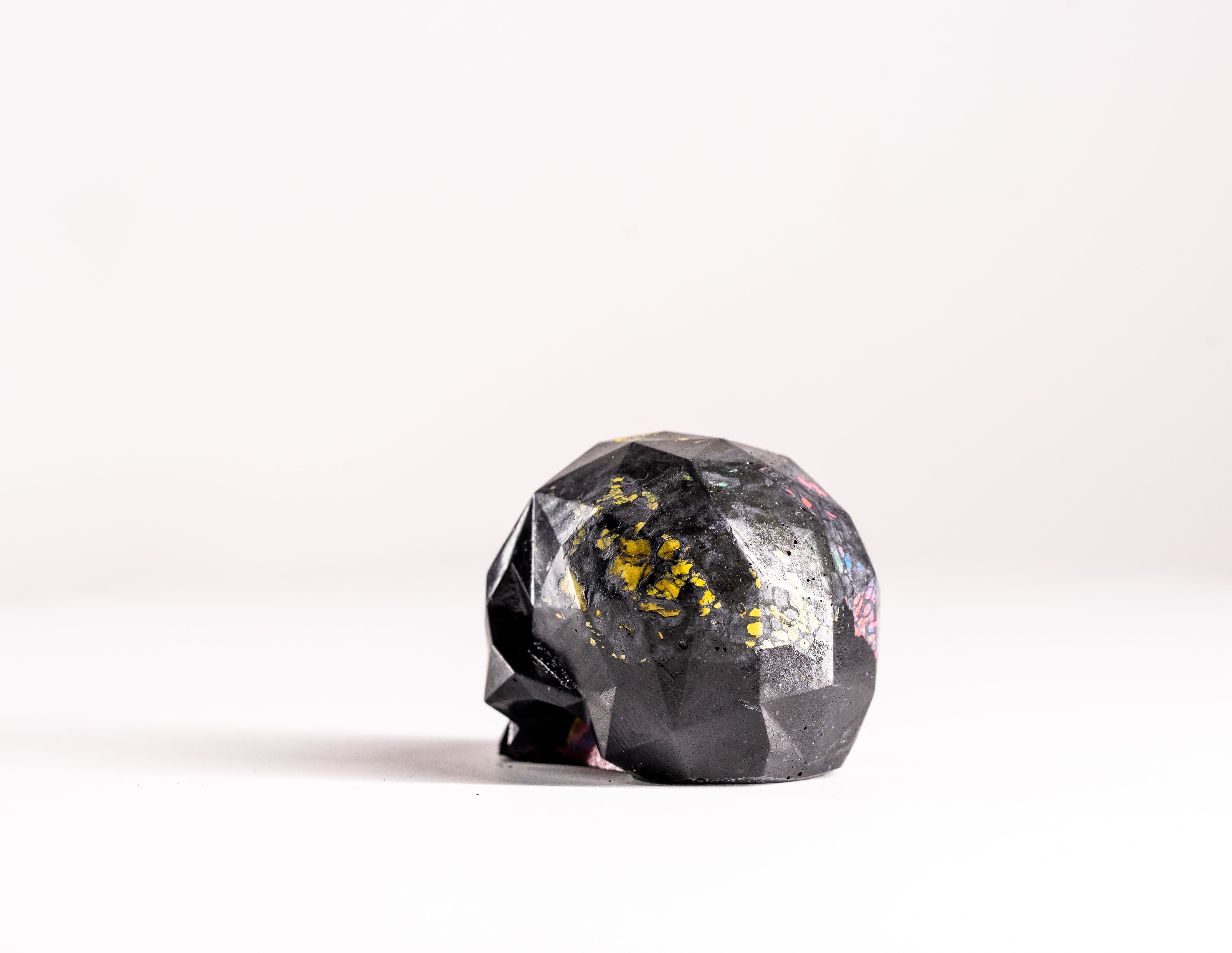Mini Collectible Skull - Marbled - Rainbow - 69