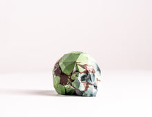 Load image into Gallery viewer, Mini Collectible Skull - Marbled - 85
