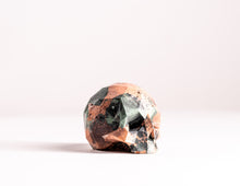 Load image into Gallery viewer, Mini Collectible Skull - Marbled - 92
