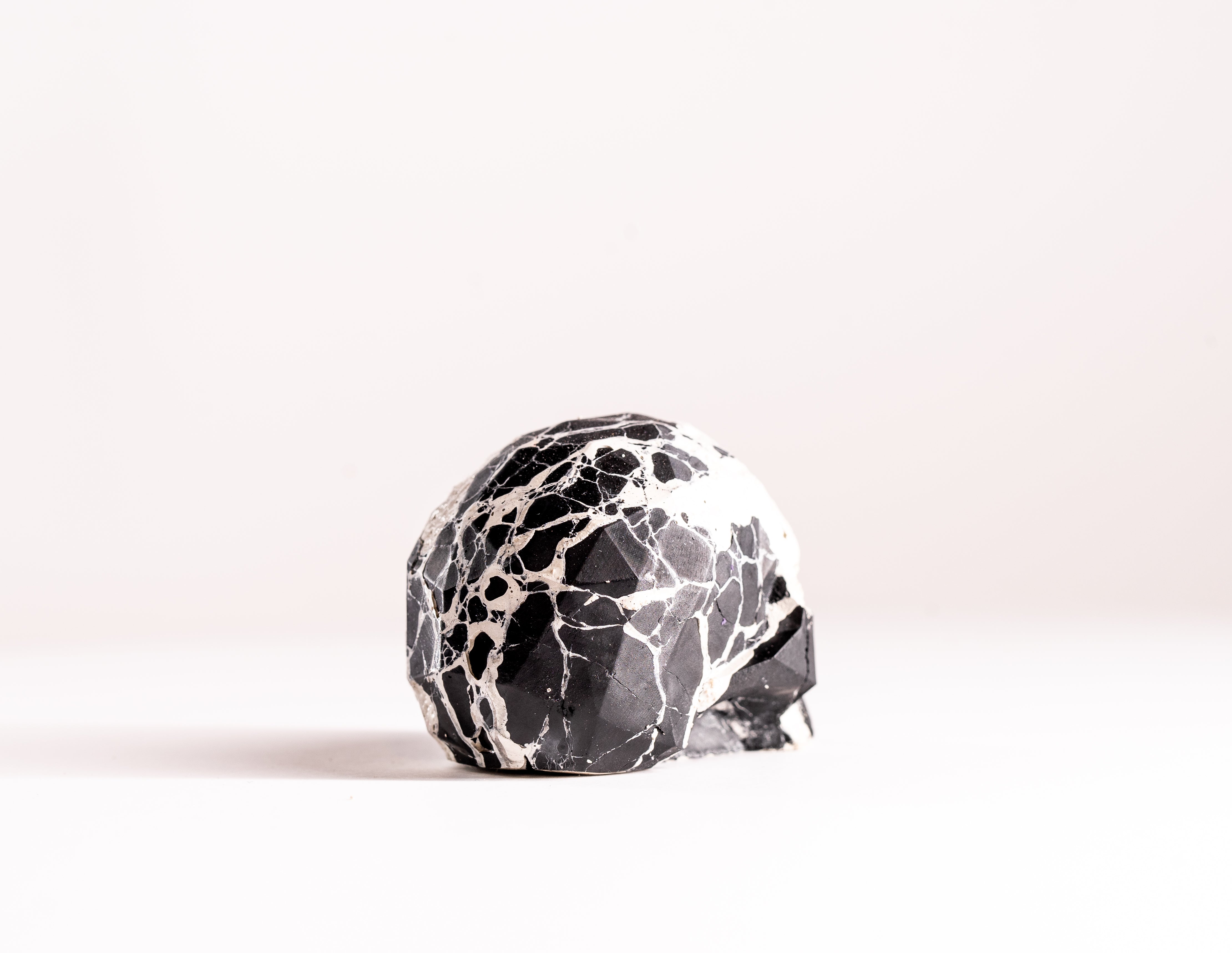 Mini Collectible Skull - Marbled - 05