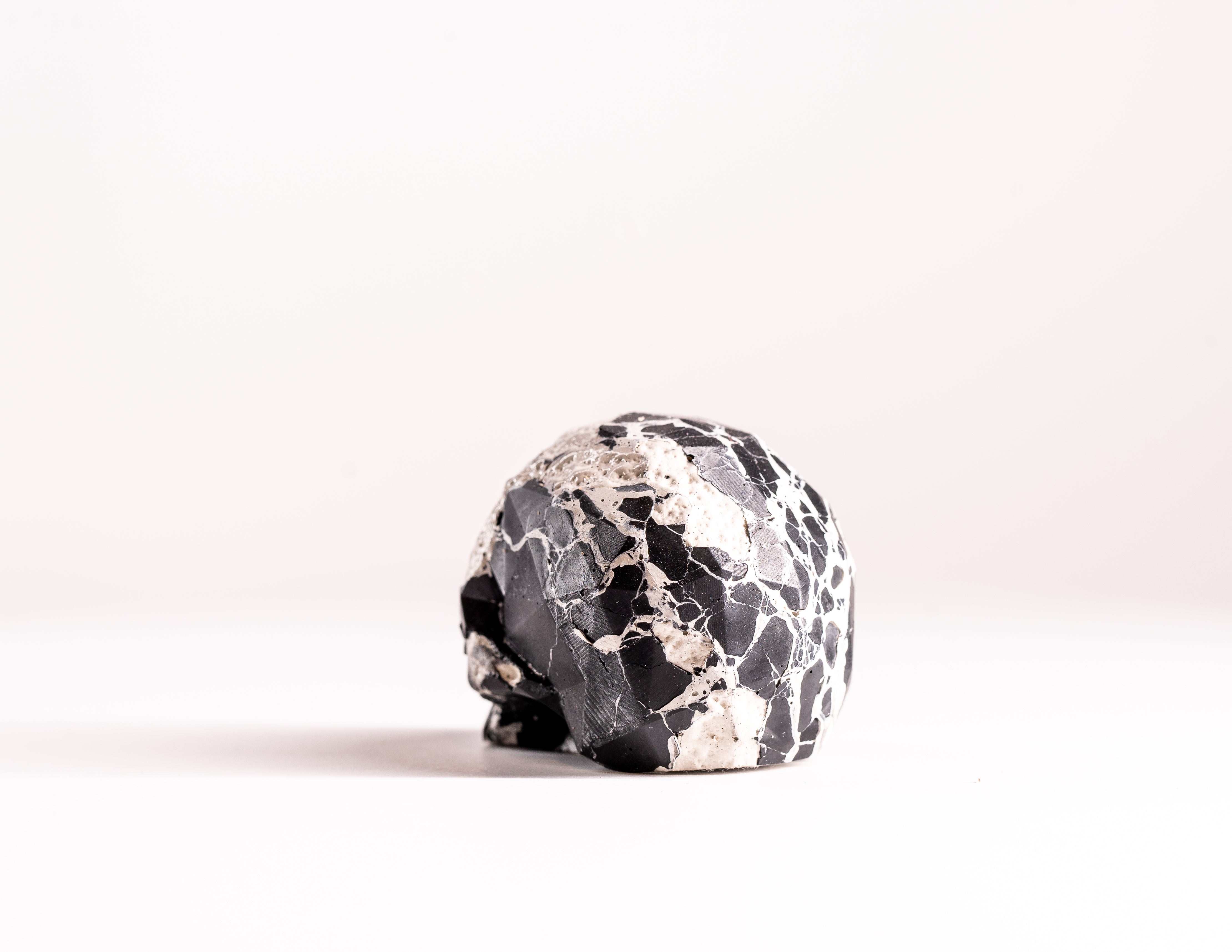 Mini Collectible Skull - Marbled - 05