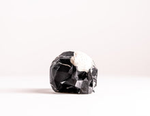 Load image into Gallery viewer, Mini Collectible Skull - Marbled - 08
